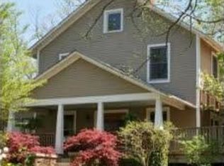 40 N Crossover Rd, Fayetteville, AR 72701