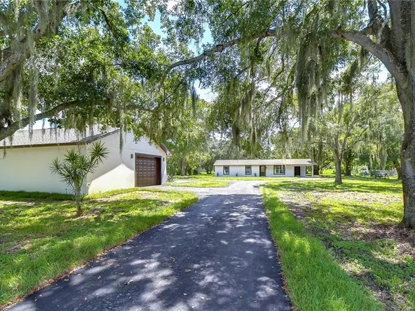 8921 Honeywell Rd, Gibsonton, FL 33534