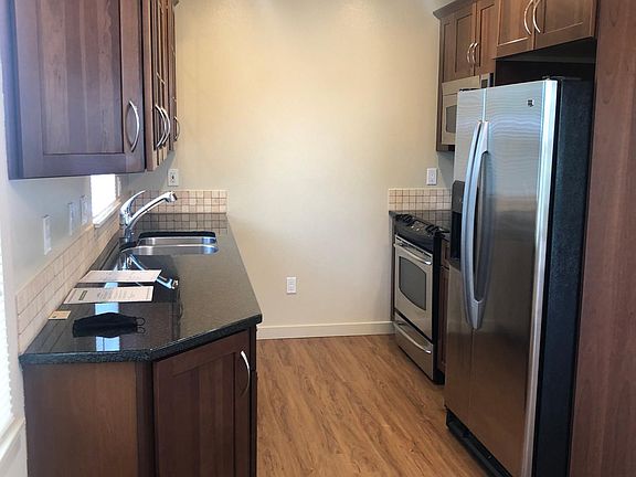 4th image of 16514 33rd Ave W #38
