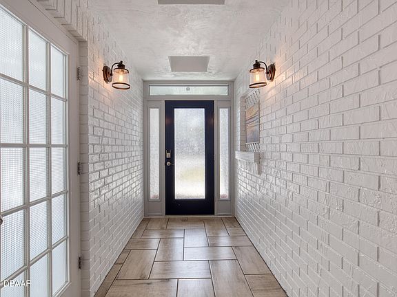 5th image of 1127 Indigo Rd