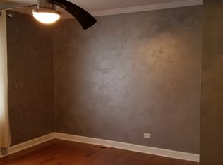 1330 Nantucket Ct, Carol Stream, IL 60188