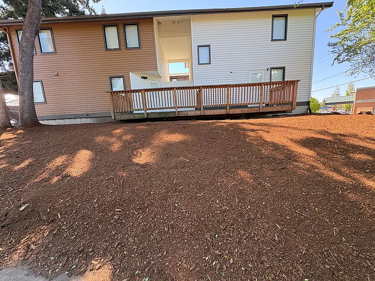 3109 NE 11th Pl — Photo 17