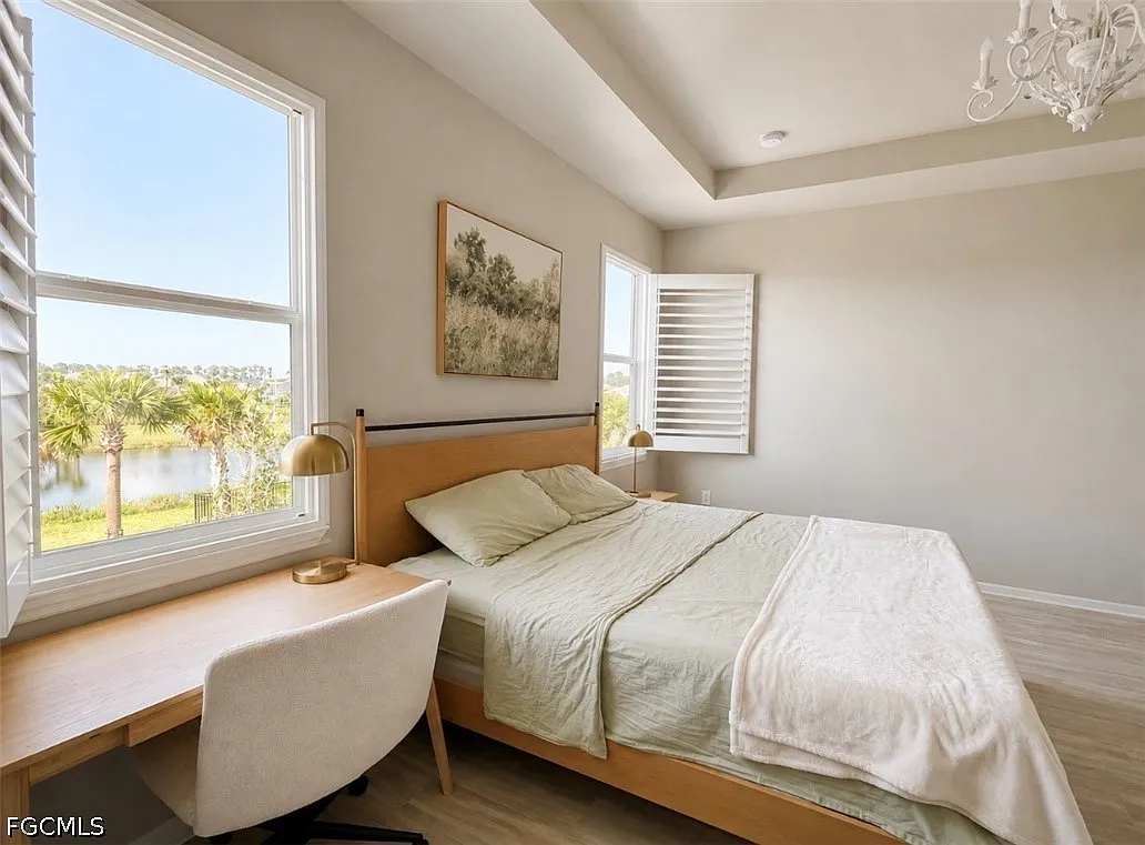 4 bed, 2.5 bath, 2621 sqft, $5,000 — Photo 4