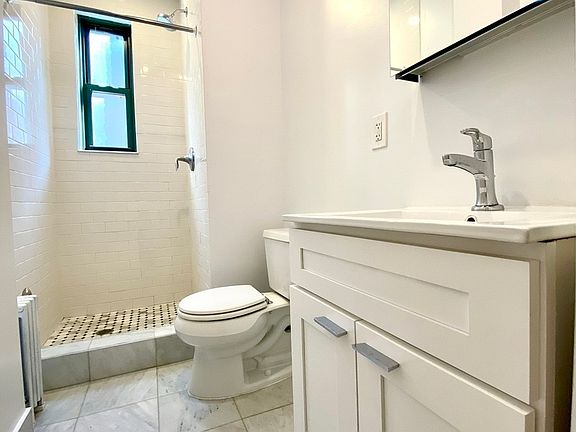 3rd image of 520 E 79th St APT 5H
