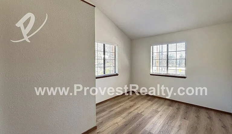 6078 Spruce St #C — Photo 17
