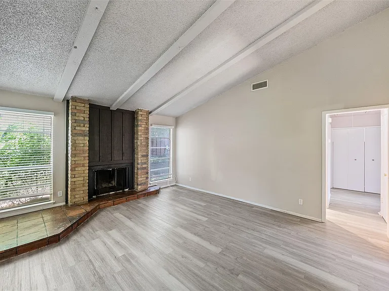 1111 W Rundberg Ln — Photo 3