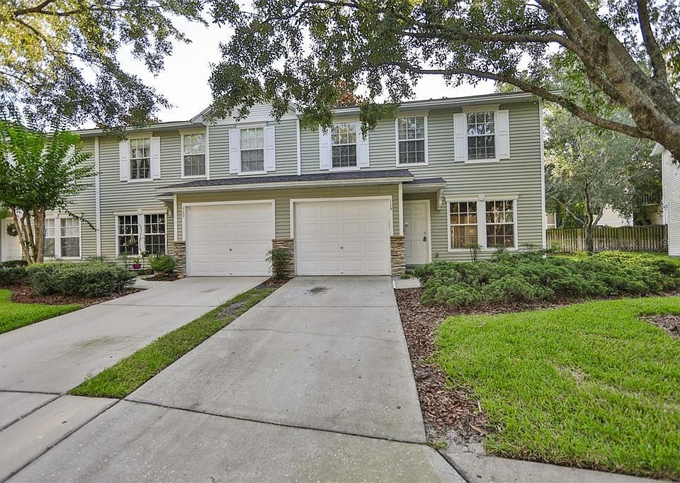 1st image of 115 Woodknoll Pl