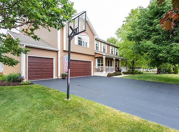 2nd image of 1714 Mulberry Dr