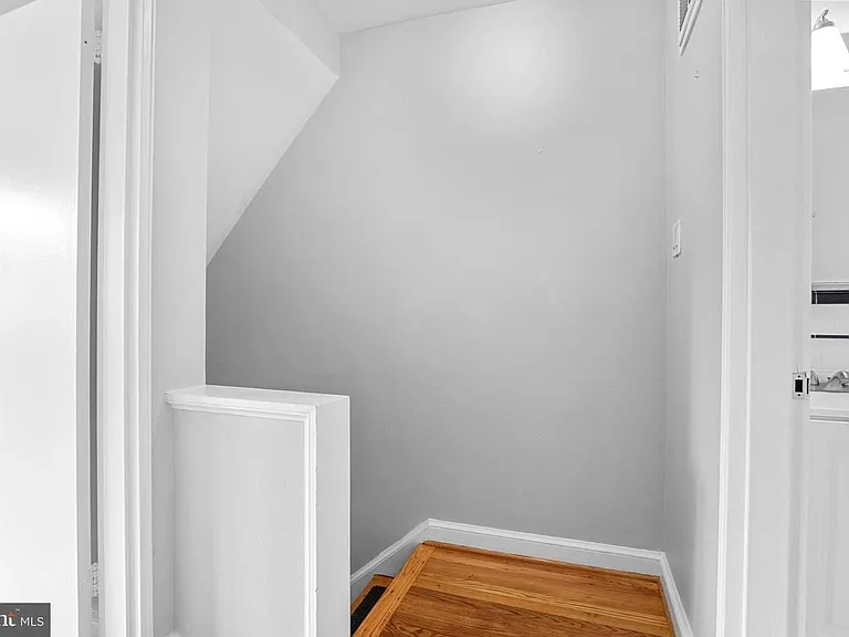 5810 33rd Pl — Photo 28