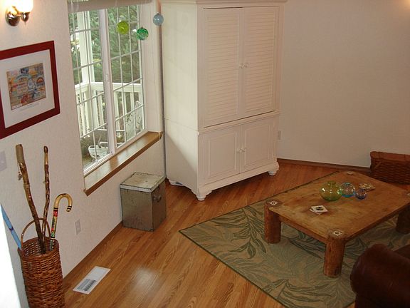 4th image of 8335 55th Ave SE