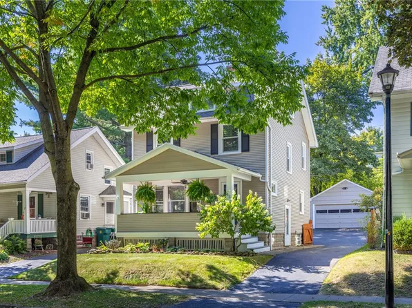 43 Fairfax Rd, Rochester, NY 14609