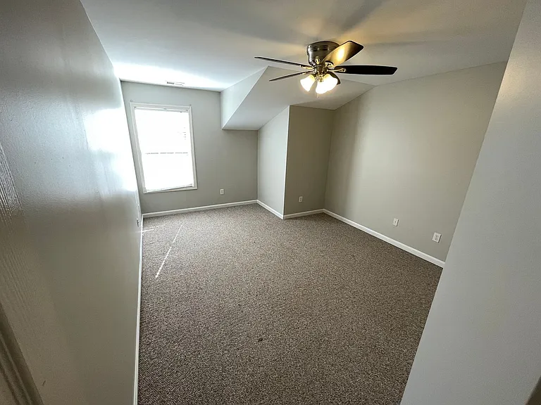 10704 Copper Ridge Dr — Photo 22