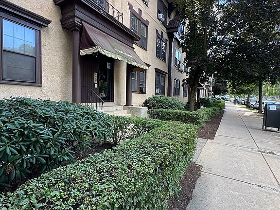 2nd image of 1718 Commonwealth Ave APT 5