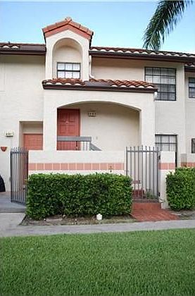1st image of 602 Congressional Way