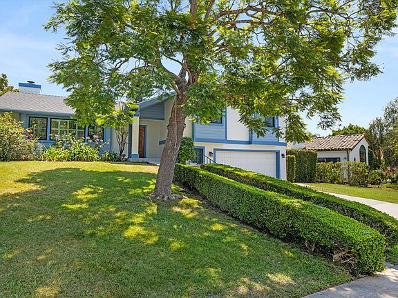 2nd image of 3767 Lincolnwood Dr
