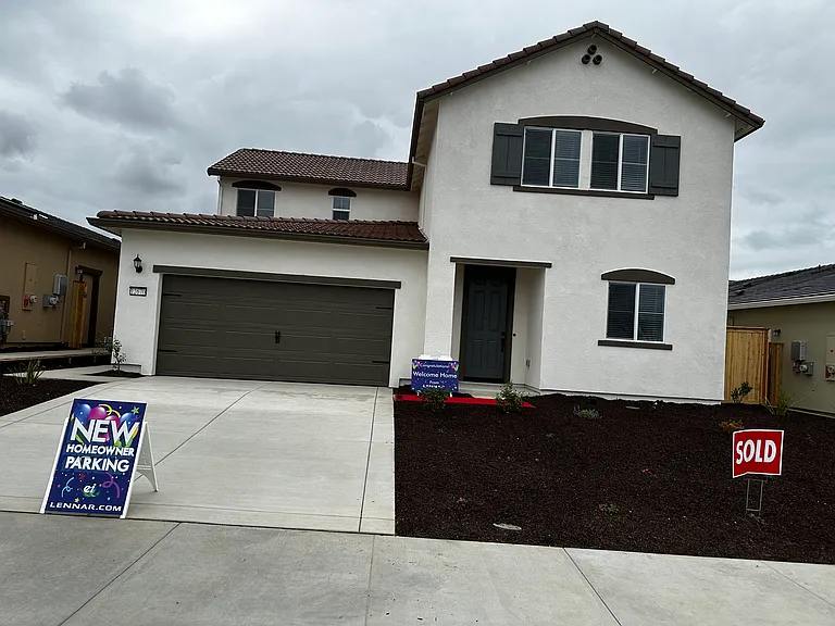 12670 Rosefinch Way — Photo 1