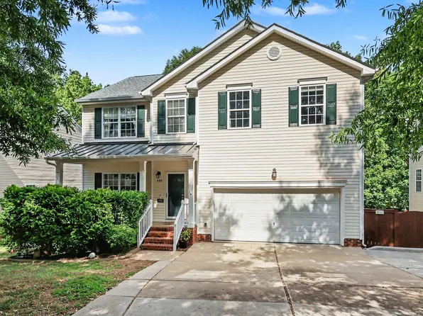 400 Texanna Way, Holly Springs, NC 27540