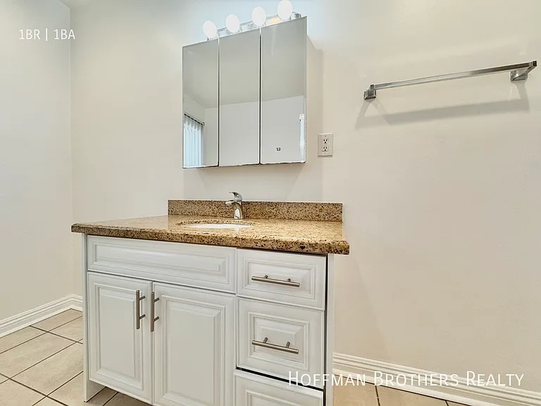 8407 Clinton Ave #5 — Photo 10