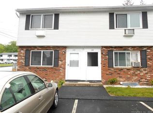 461 Spring St APT 10A, Naugatuck, CT 06770