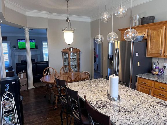 3rd image of 1513 SE Princeton Cir
