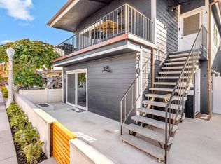 310 Onyx Ave #B, Newport Beach, CA 92662