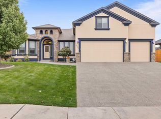 8283 W 9th Ave, Kennewick, WA 99336
