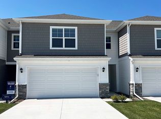 2331 SE Callista Ave, West Des Moines, IA 50265