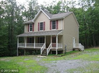 215 Mourning Dove Ln, Great Cacapon, WV 25422