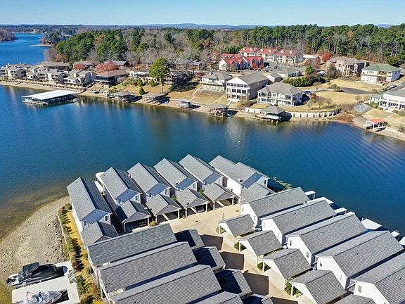 5th image of 188 Villa Point #Hot
