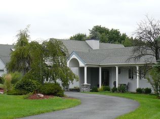 11 Summit Dr, Branchville, NJ 07826