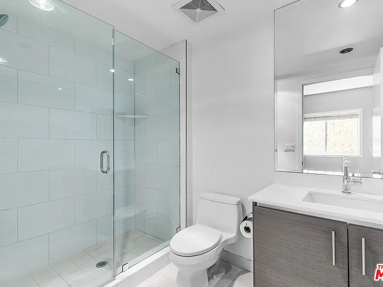 1730 Sawtelle Blvd #208 — Photo 21