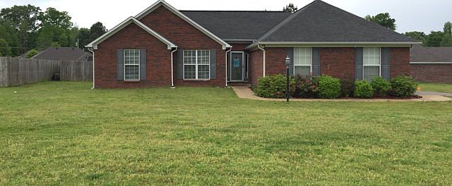 1st image of 606 Kyra Dr