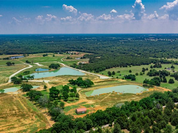1789 Brumelow Rd, Whitesboro, TX 76273