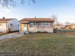 1431 E Meyers Ave, Hazel Park, MI 48030