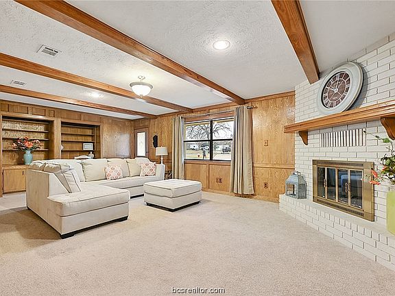 2nd image of 2700 Wilderness Dr N