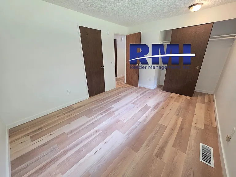 1450 SE Bethel Valley Ln — Photo 4