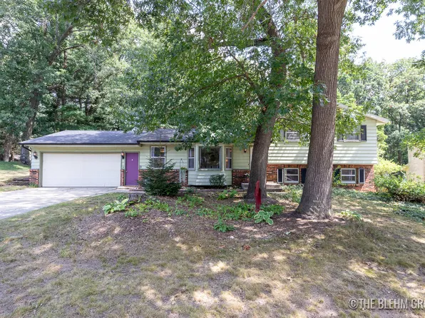 2368 Elderwood Dr NW, Grand Rapids, MI 49544