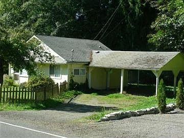 2nd image of 2003 Wilson St SE