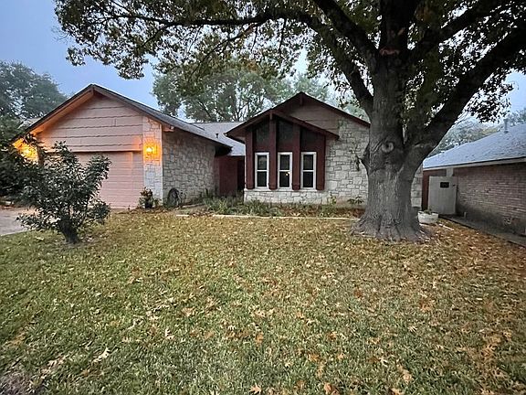 3rd image of 10334 Mount Michelle St