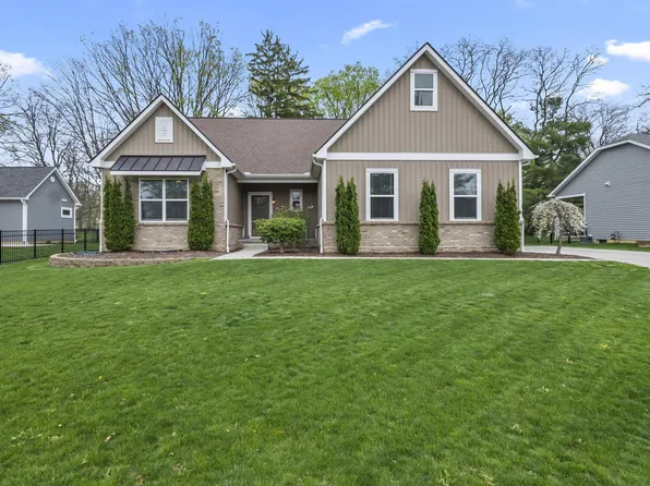 136 Mainsail Dr, Westerville, OH 43081