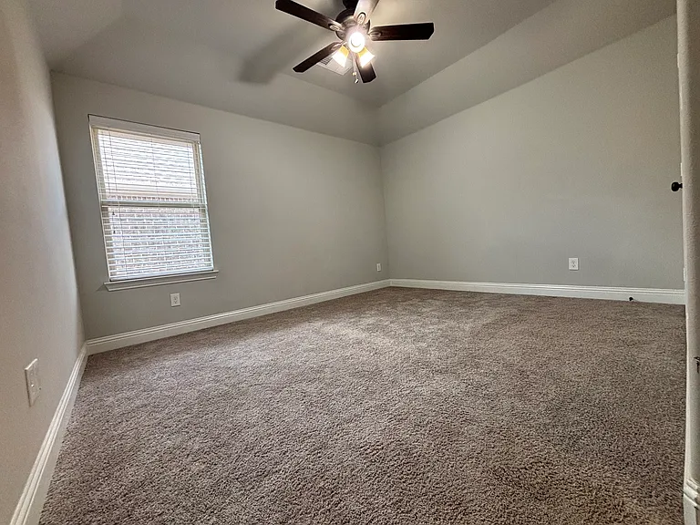 3421 Poinsettia Way — Photo 24