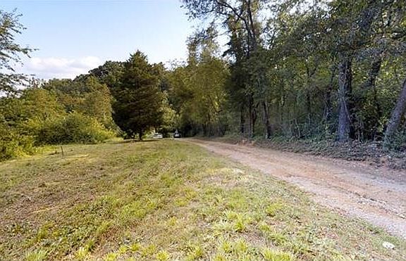 2nd image of 25 Beulah Ln