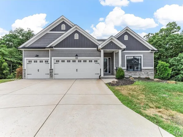 105 Regency Ct, Herculaneum, MO 63048