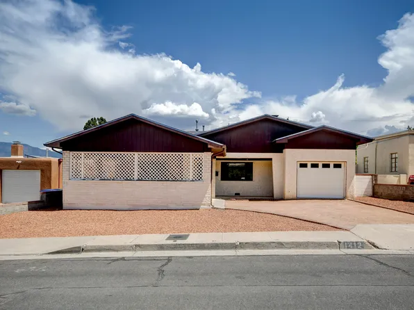 1412 Quincy St NE, Albuquerque, NM 87110
