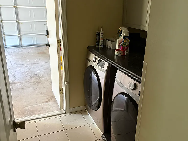 1825 SW Import Dr — Photo 15