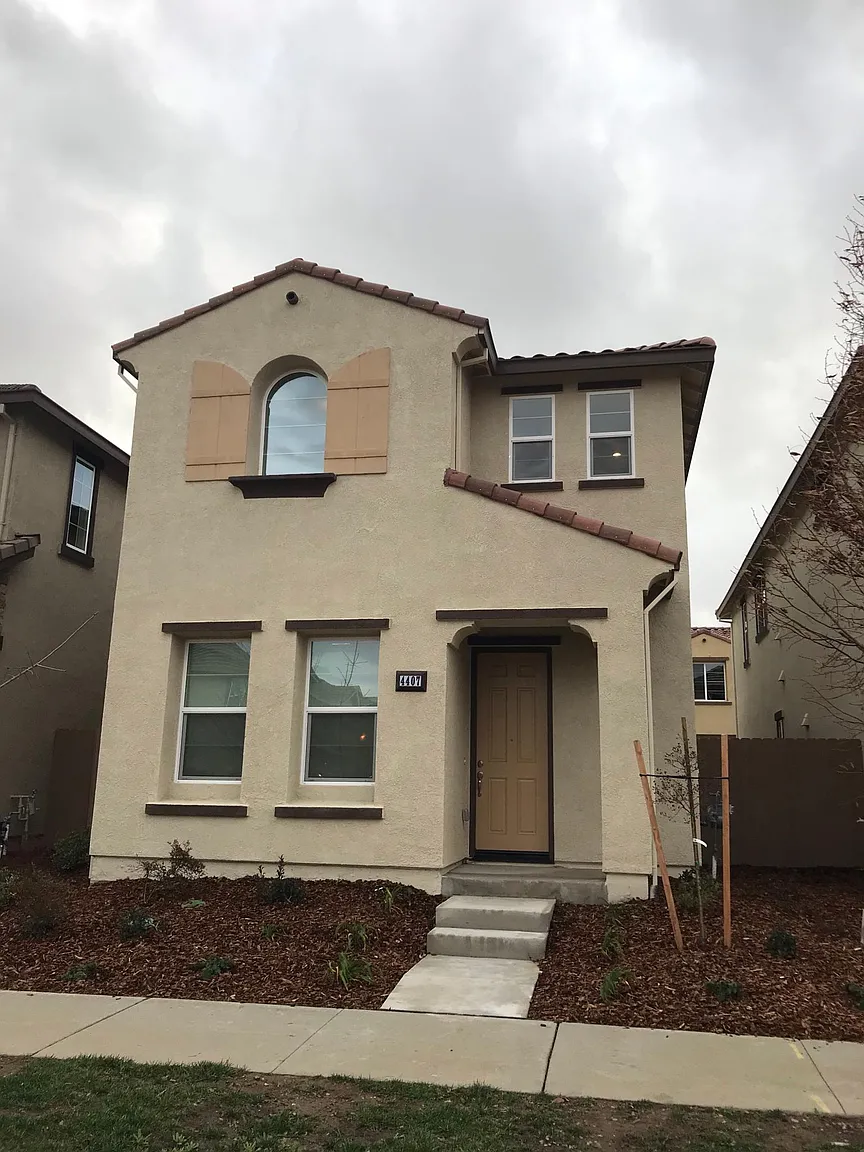 4407 Natomas Central Dr photo 1