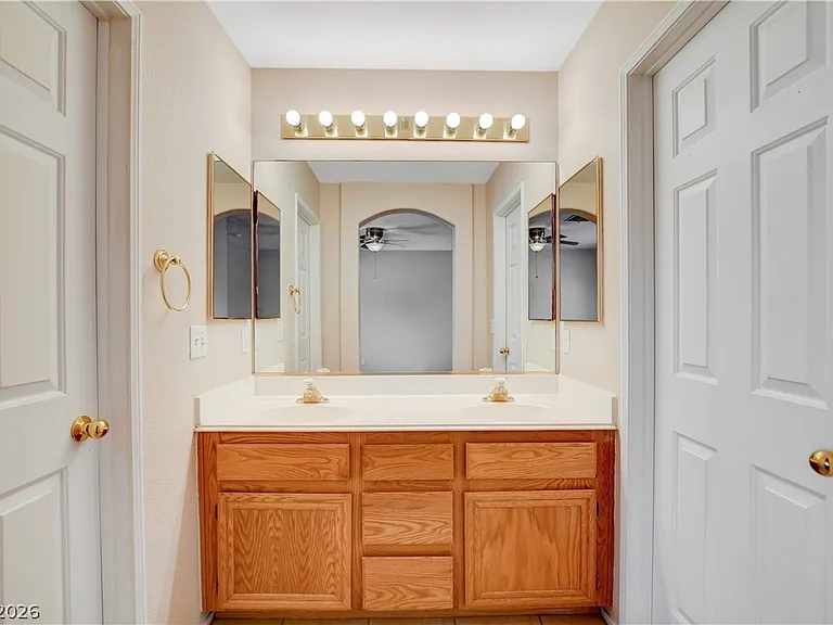9317 Mountain Cliffs Ave — Photo 29