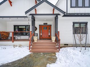 505 Chippewa Trl, Sagle, ID 83860