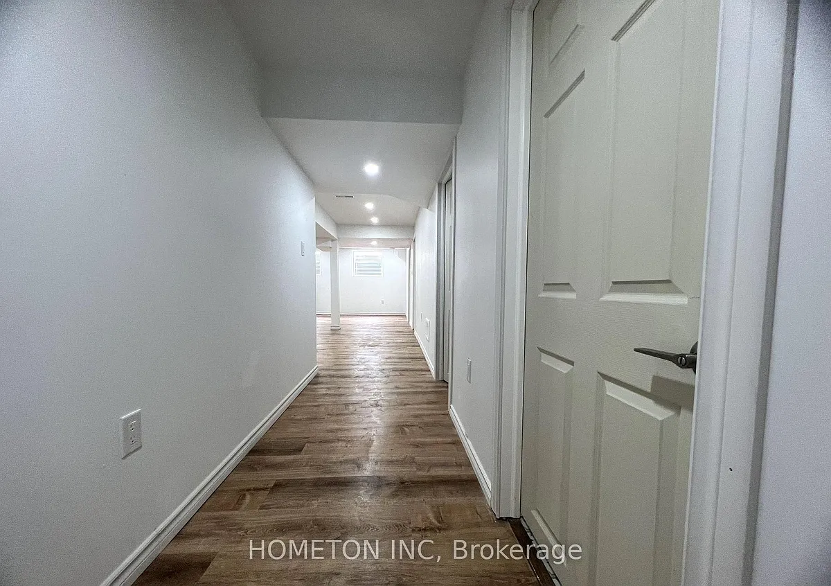Building Photo - 4 Pridham Pl #BASEMENT