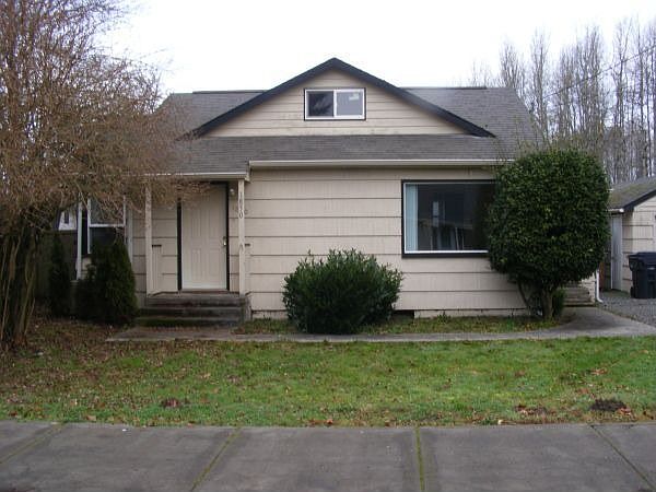 2nd image of 1850 Miller Ave NE